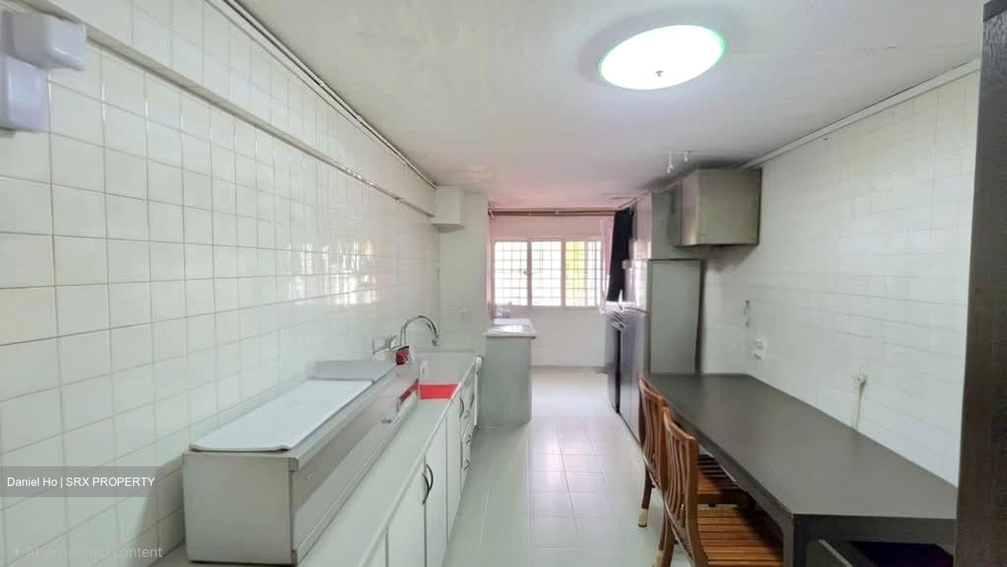 Blk 443 Ang Mo Kio Avenue 10 (Ang Mo Kio), HDB Executive #589144351